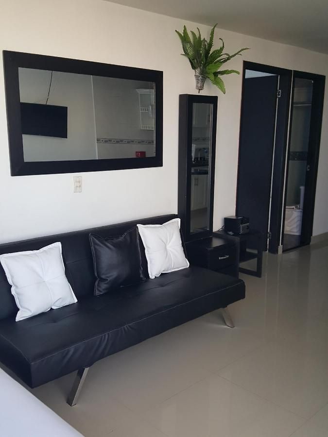 Hermoso Apartamento Frente A La Playa Piso 17 Conquistador, El Laguito *
