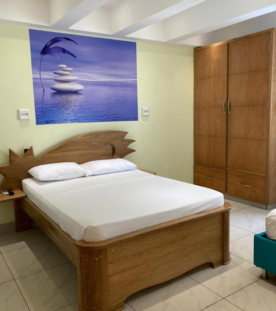 Hermoso Apartamento Frente A La Playa Piso 17 Conquistador, El Laguito *