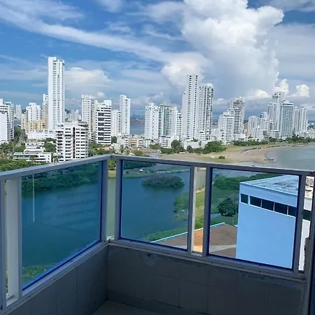 Apartamento Hermoso Apartamento Frente A La Playa Piso 17 Conquistador, El Laguito *