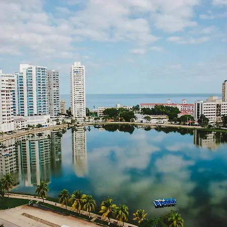 Hermoso Apartamento Frente A La Playa Piso 17 Conquistador, El Laguito Apartamento