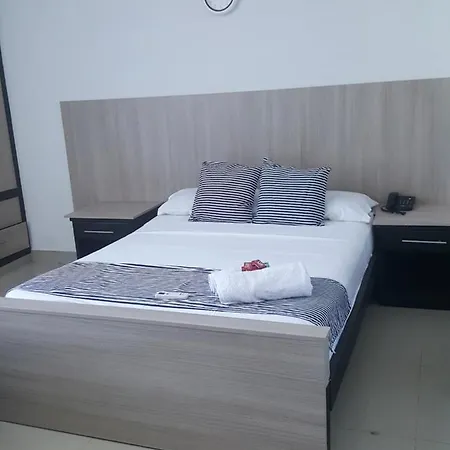 Hermoso Apartamento Frente A La Playa Piso 17 Conquistador, El Laguito Apartamento
