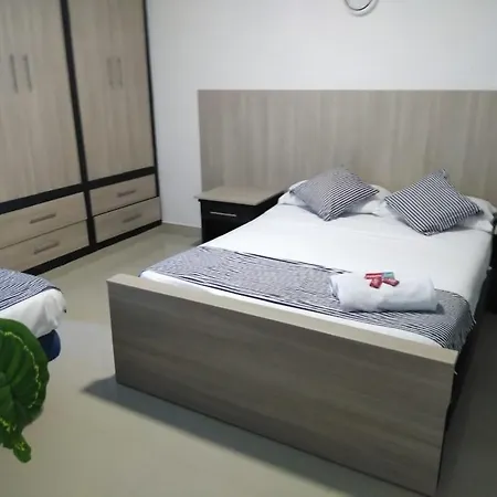 Hermoso Apartamento Frente A La Playa Piso 17 Conquistador, El Laguito Apartamento