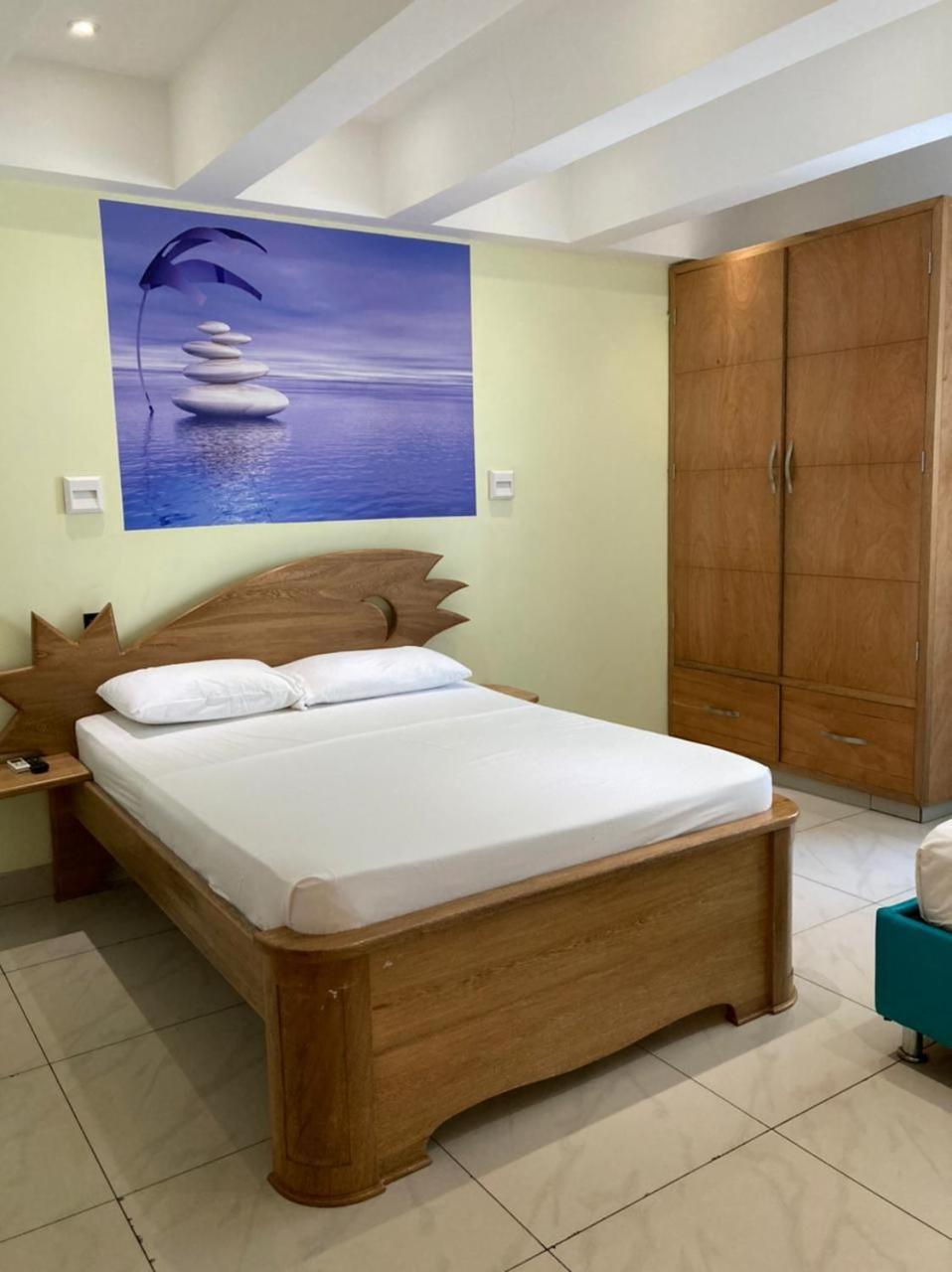 Hermoso Apartamento Frente A La Playa Piso 17 Conquistador, El Laguito *